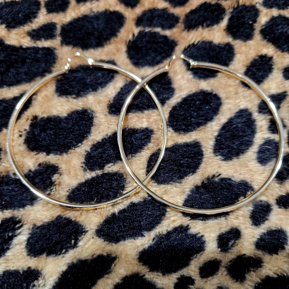 🚨5/$25 Diamond✨️ Cut 18kt Gold Hoops 2.5"